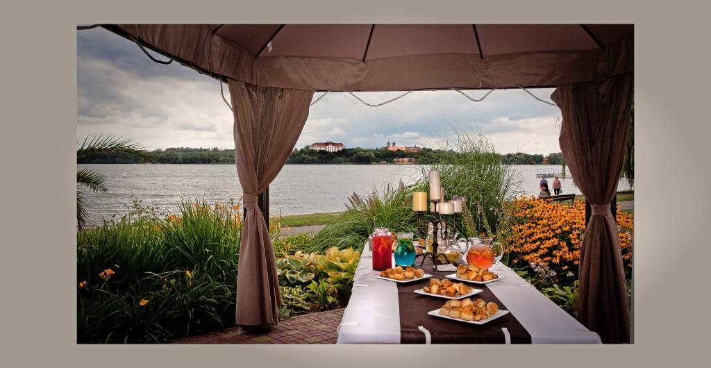 Bed and Breakfast Casablanca Panzio Тата Экстерьер фото