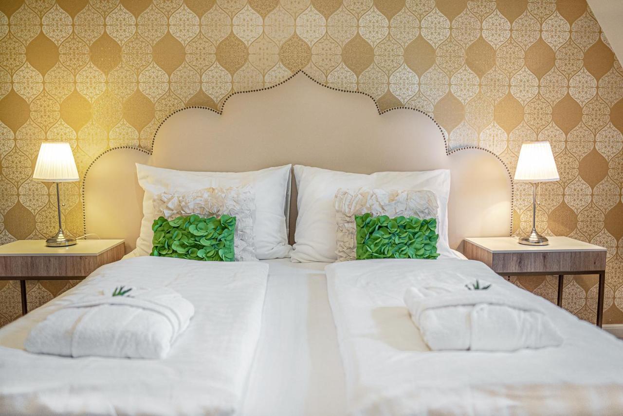 Bed and Breakfast Casablanca Panzio Тата Экстерьер фото